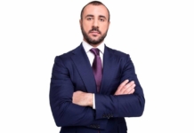 Про популізм влади