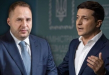 Чинна влада України за крок до небуття
