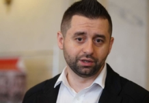Про корисних ідіотів у владі